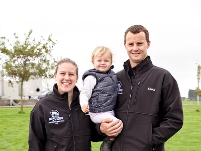 Hinds sharemilkers third in NZ awards