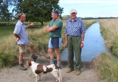 Calls to review water rules to tackle dry creeks