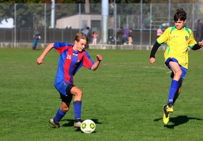Mid Canty football sides dominate