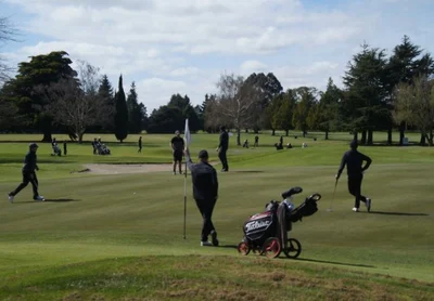 A coming together of golf and pétanque