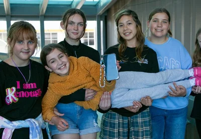 Teaching young people to navigate the online world