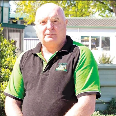 Victor Schikker remembered a "proud'' family man