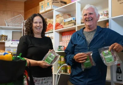 Farmers  feed foodbanks