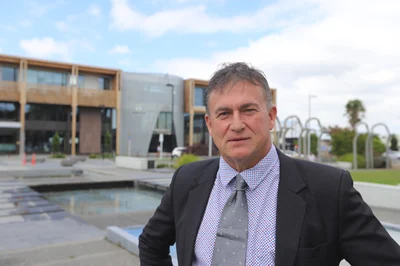 Declaring an early mayoralty bid