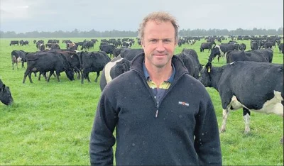$10 milk forecast 
buoys sector