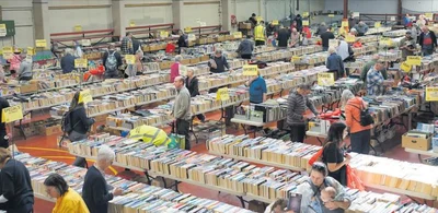 Book buyers bag bargains