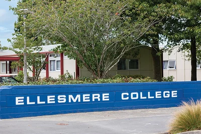 Ellesmere College lockdown caused by 'non-compliant student'