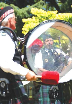 Pipe bands face off