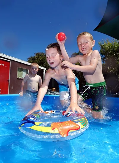 Council urges pool safety