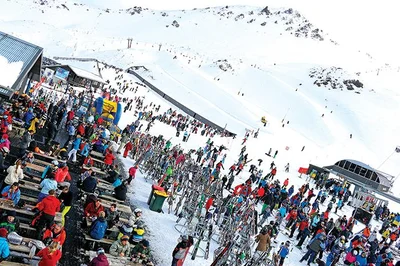 Ski numbers highest since 2010