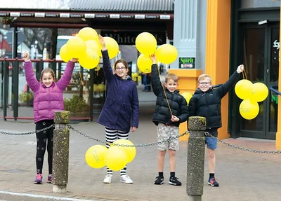 Locals support Daffodil Day