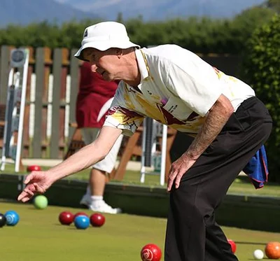 Hot contest for bowls title