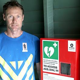 Ealing community gets a new AED