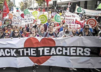 Teacher strikes force school closures